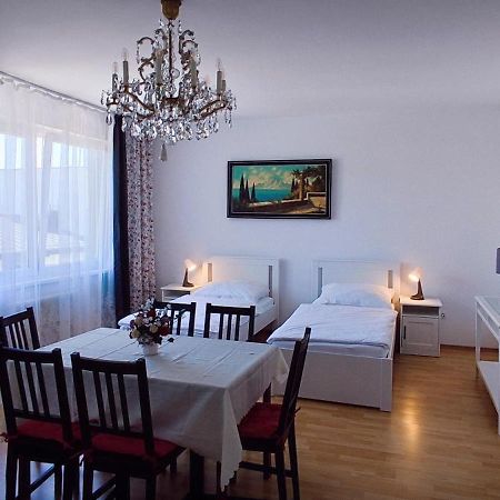 Apartment Nahe Rosenhuegel Βιέννη Εξωτερικό φωτογραφία